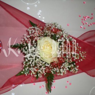 Svatební aranžmá na stůl č. 70 Svatební aranžmá na stůl č. 70